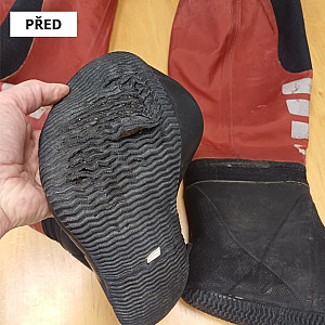 Výměna obuvi za ponožky u suchého obleku